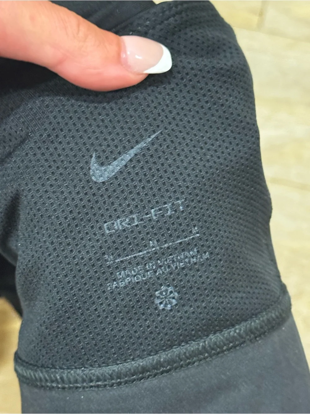 Nike Dri-FIT Swoosh Icon Clash Wrap Sports Bra Black Size Medium